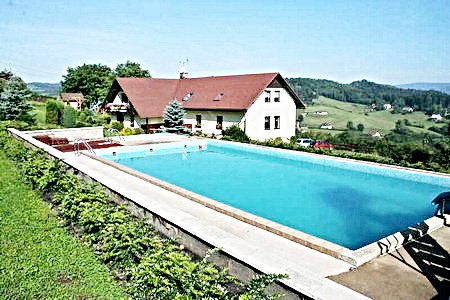 Ubytování Český ráj - Farma s bazénem u Semil